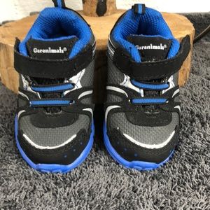 Garanimals tennis‎ shoes size 3
